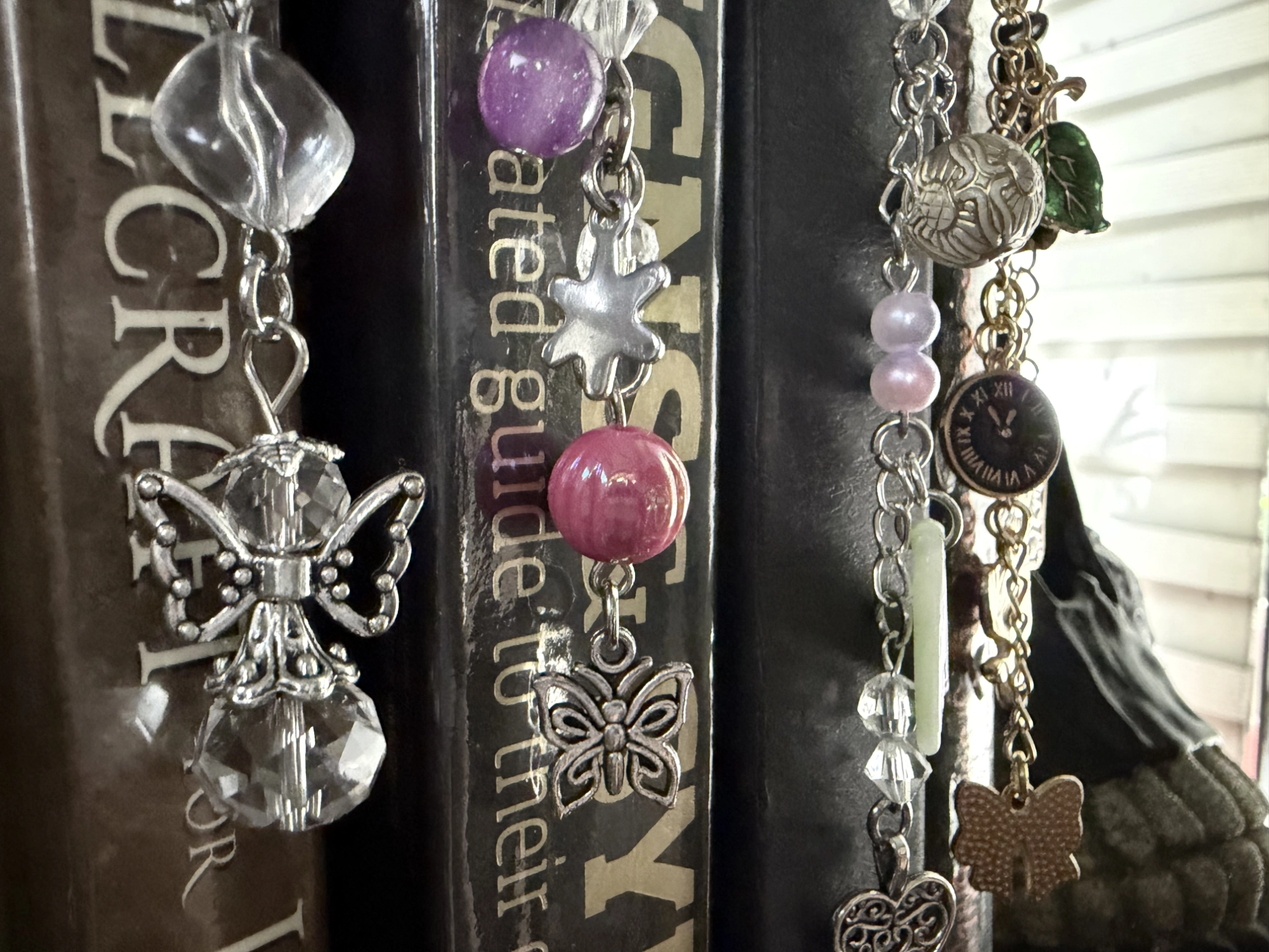 Why Bookmark Charms Make Reading Feel More Special